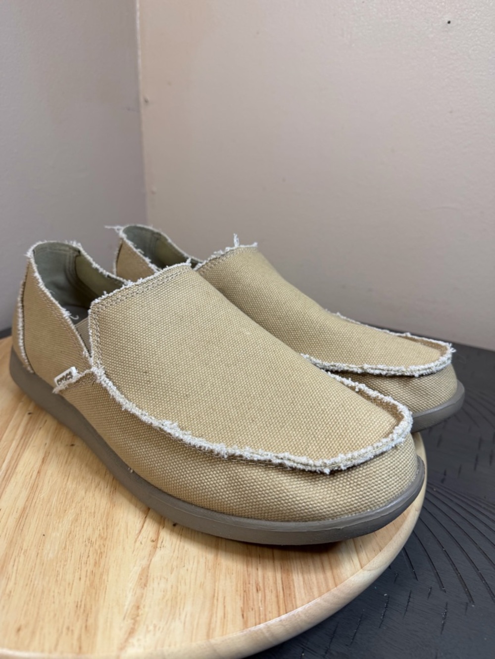 Men's Slip-On Canvas Shoes in Beige - Casual Comfort